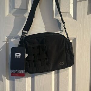 Ogio rise crossbody bag NWT
